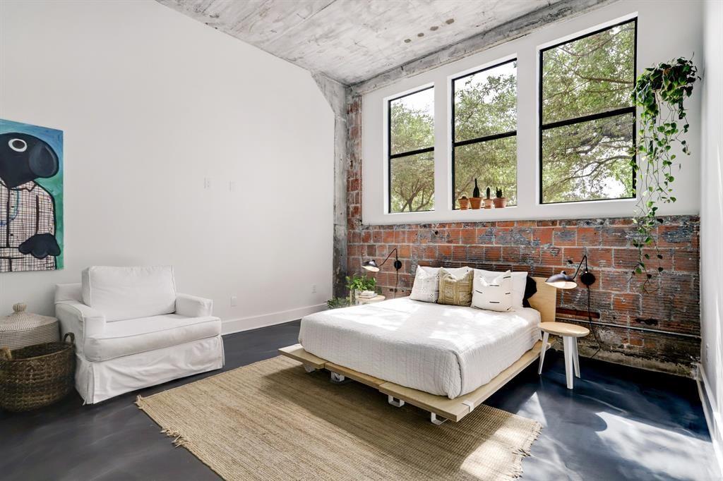 2323 Polk Street #110, Houston, Texas image 2
