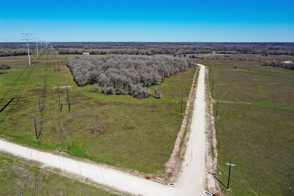 3702 Hidden Trails Trl, North Zulch, Texas image 2
