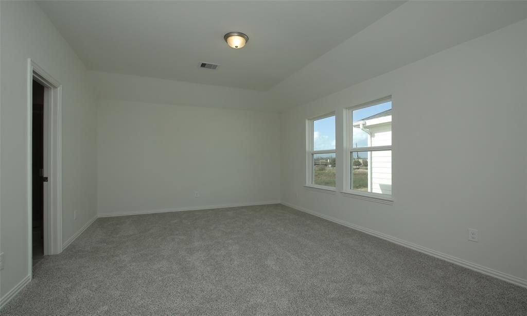 2154 Villa Clara Drive, Friendswood, Texas image 7