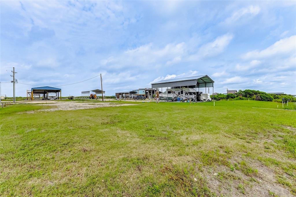 1252 Mabry Street, Gilchrist, Texas image 9