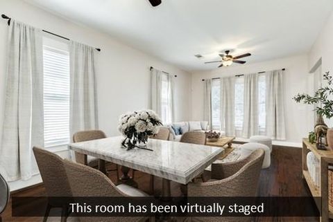 Single Family Residence in Galveston TX 3325 Avenue R 7.jpg