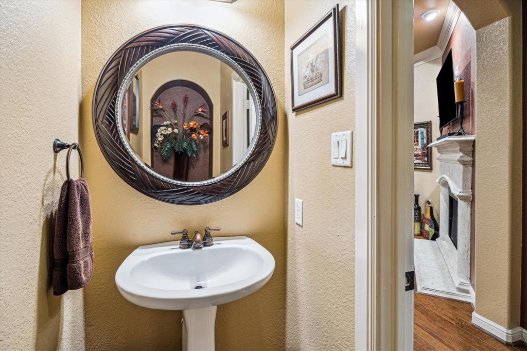 36927 Anglers Way, Pinehurst, Texas image 11