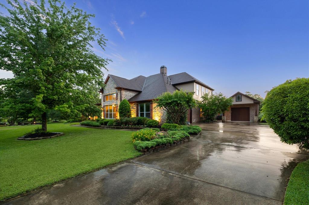 36927 Anglers Way, Pinehurst, Texas image 2