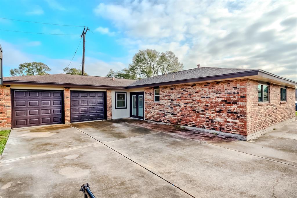 3112 Nashville Avenue, Nederland, Texas image 36