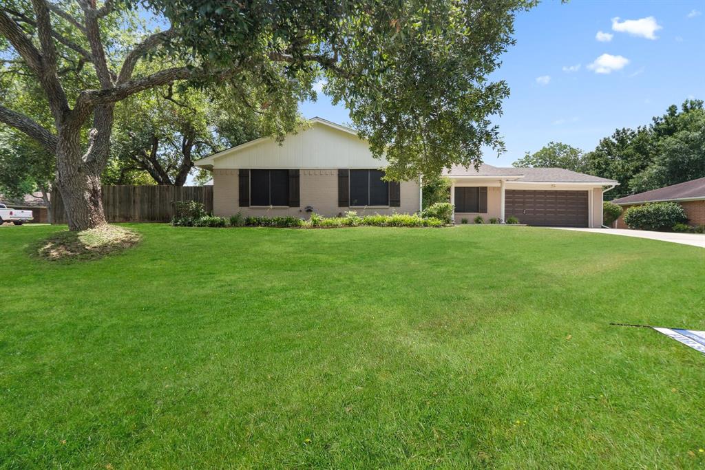 View Brenham, TX 77833 house