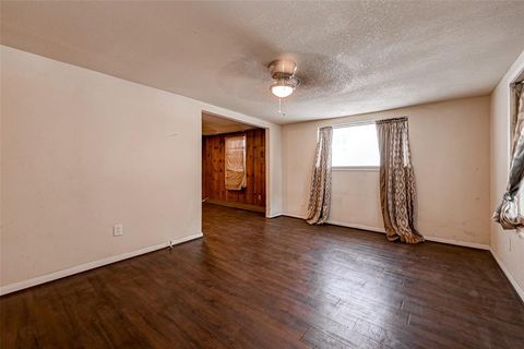 Single Family Residence in Liberty TX 2080 Fm 563 Road 8.jpg