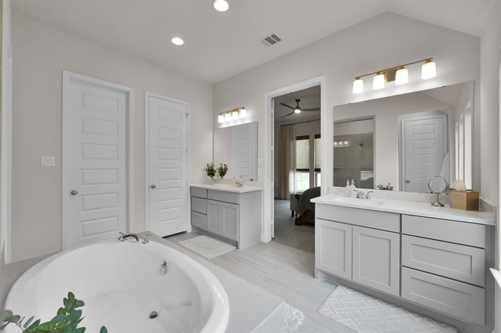 13087 Soaring Forest Drive, Conroe, Texas image 21