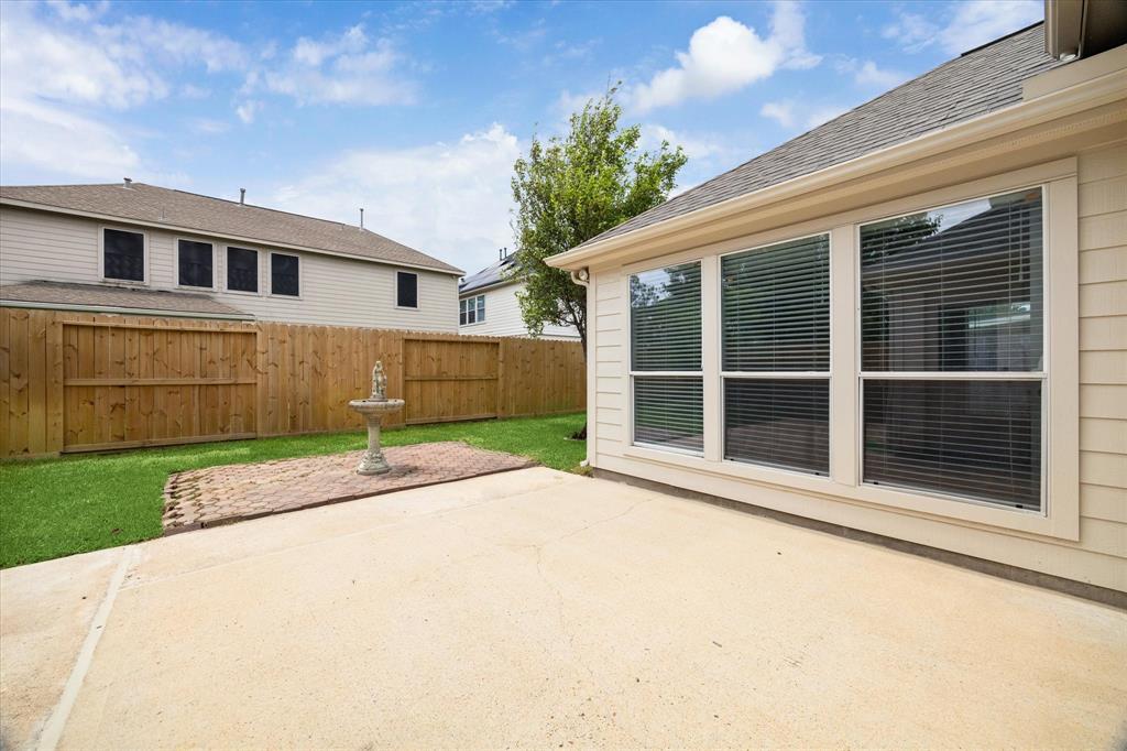 18519 Water Scene Trail, Cypress, Texas image 21