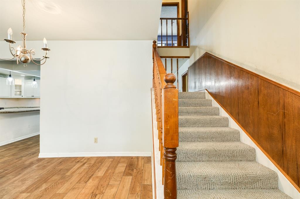 52 S Bachelor Button Street, Lake Jackson, Texas image 20