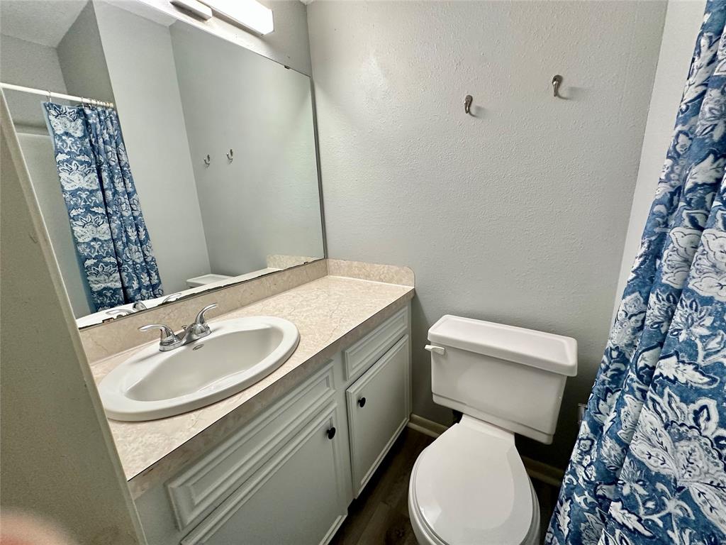 202 Spring Creek Loop, Livingston, Texas image 20