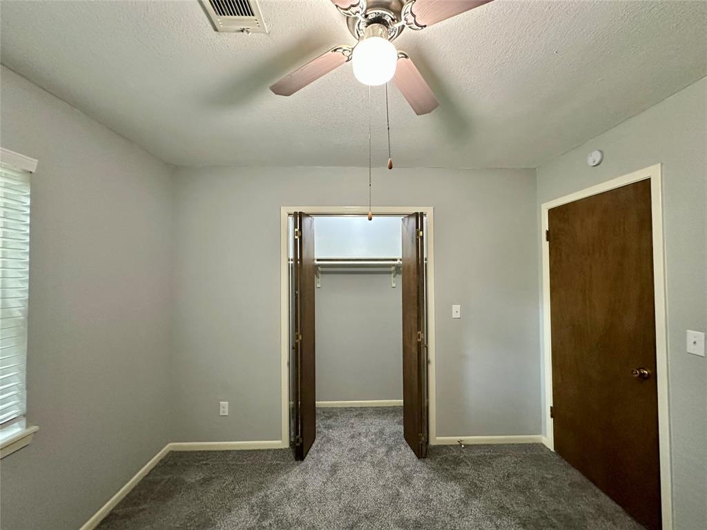 202 Spring Creek Loop, Livingston, Texas image 23