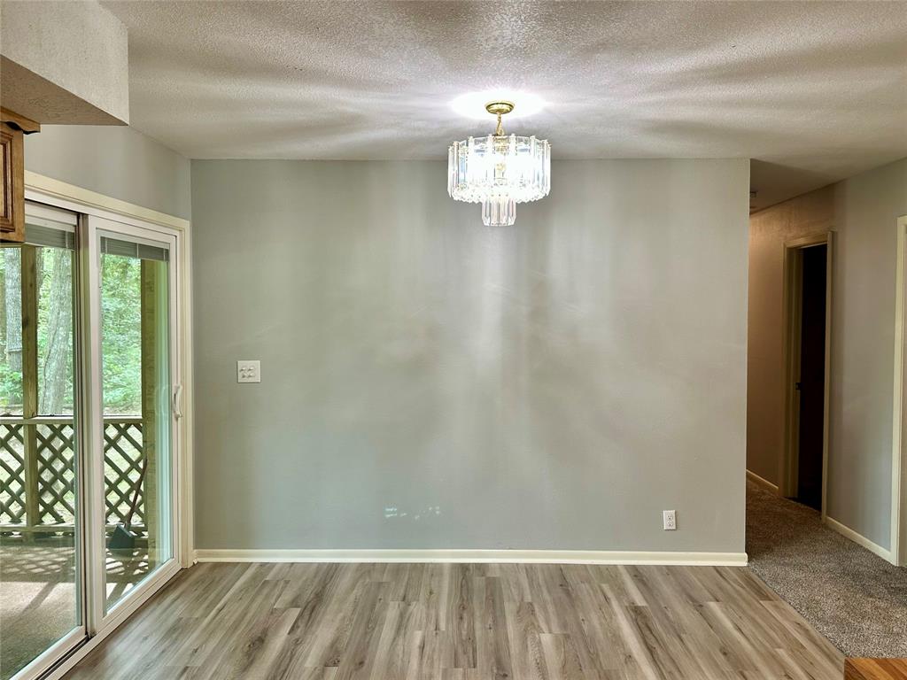 202 Spring Creek Loop, Livingston, Texas image 17
