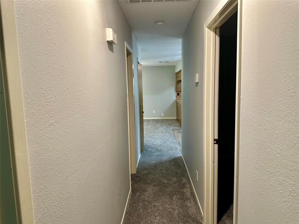 202 Spring Creek Loop, Livingston, Texas image 19