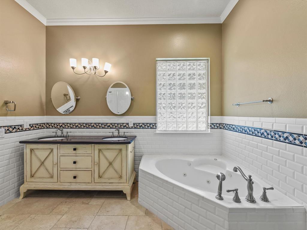 16619 Shimmering Lake Drive, Cypress, Texas image 4
