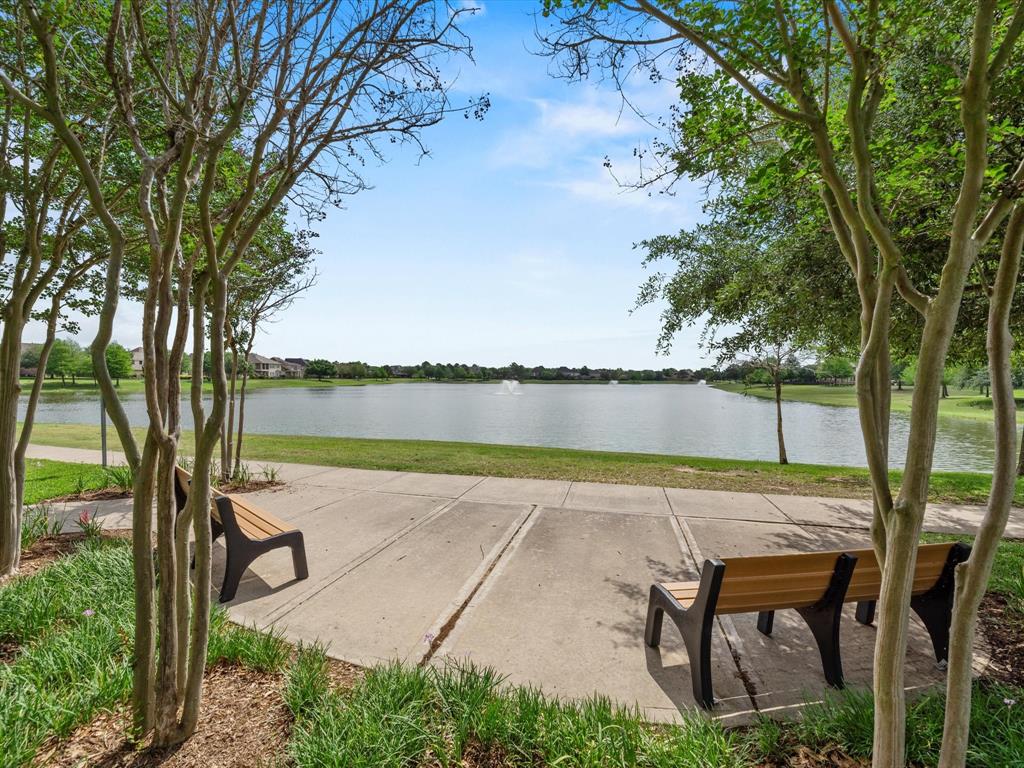 16619 Shimmering Lake Drive, Cypress, Texas image 33