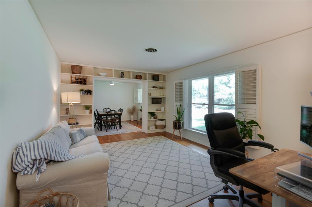 5611 Spellman Road