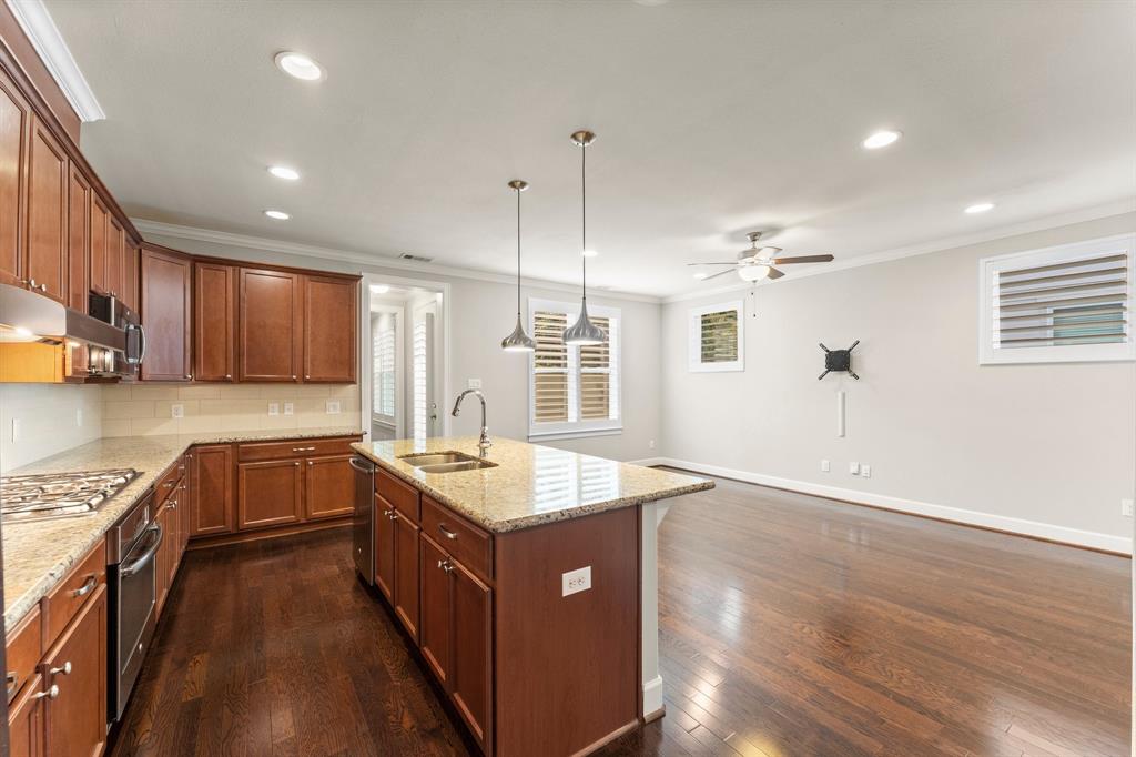 55 Kendrick Pines Boulevard, Spring, Texas image 11