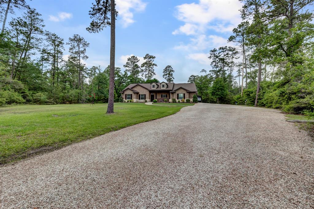 28649 Deer Run Street, Montgomery, Texas image 2