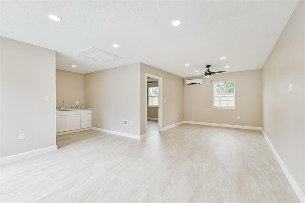 5402 Enchanted Timbers Drive, Humble, Texas image 38