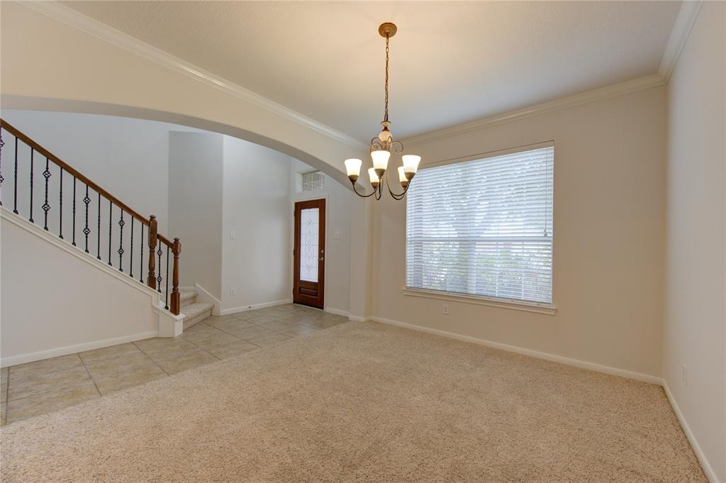 1903 Hampton Lakes Ct