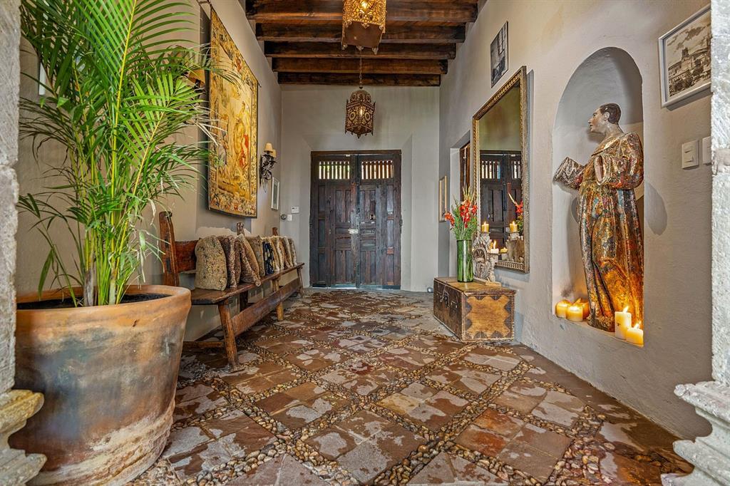 37700, Mexico, 7 Bedrooms Bedrooms, ,8 BathroomsBathrooms,Residential,Active,157882