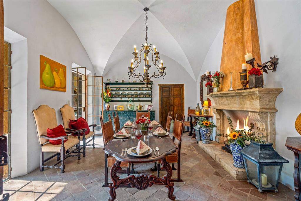 37700, Mexico, 7 Bedrooms Bedrooms, ,8 BathroomsBathrooms,Residential,Active,157882