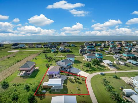 A home in Crystal Beach