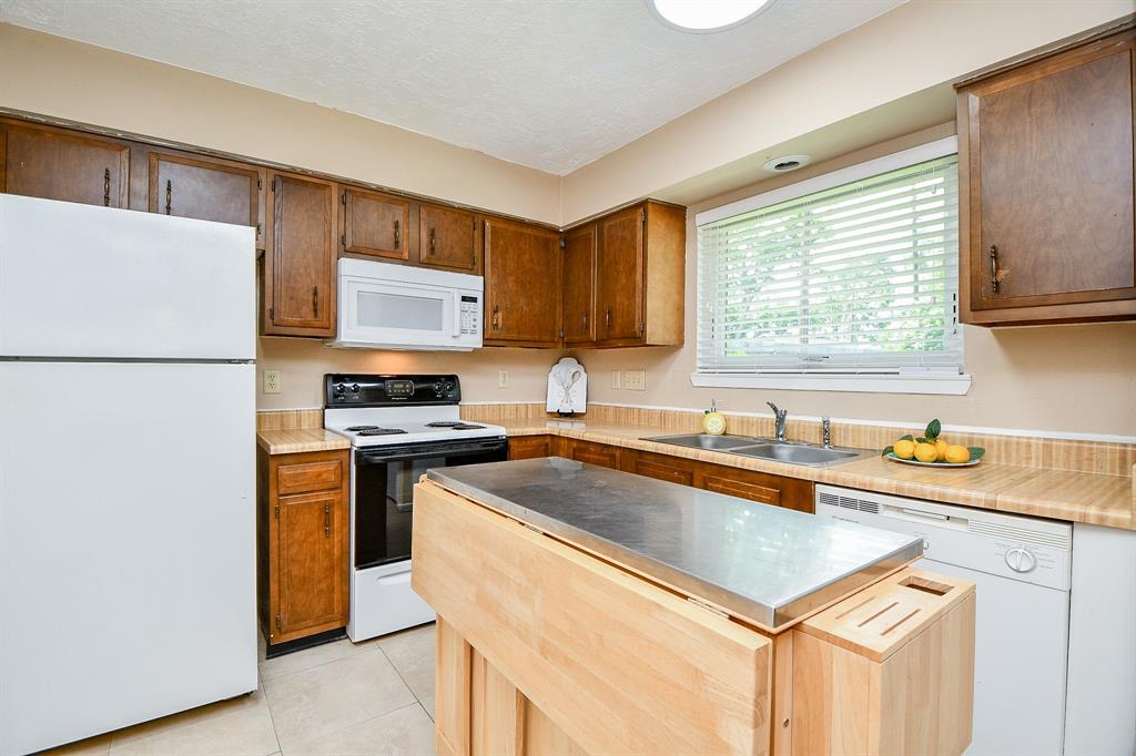 2614 Cobble Ridge Drive, Sugar Land, Texas image 13