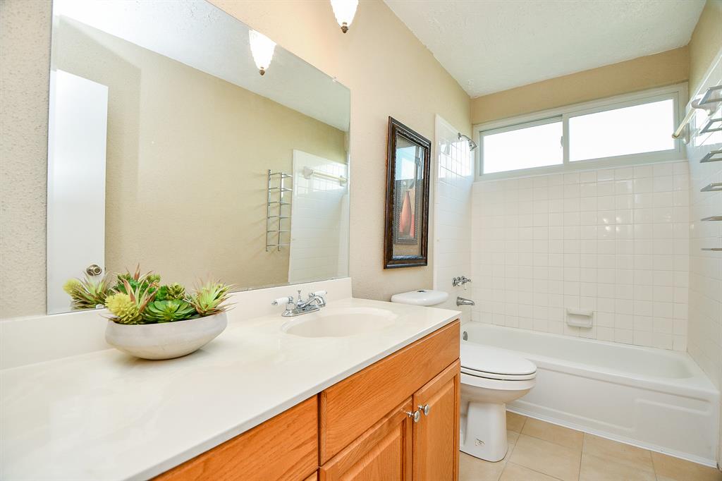 2614 Cobble Ridge Drive, Sugar Land, Texas image 22