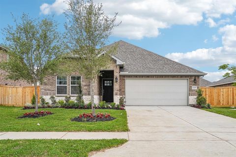 Photo of 6429 Green Enclave Trail, Pearland, TX 77584 (MLS # 66115127)