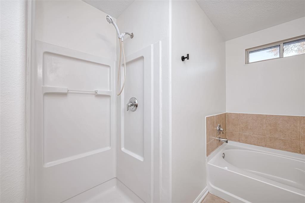 13613 Bighorn Trail, Willis, Texas image 32
