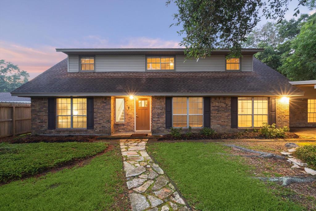 178 W County Road 136, Alvin, Texas image 4