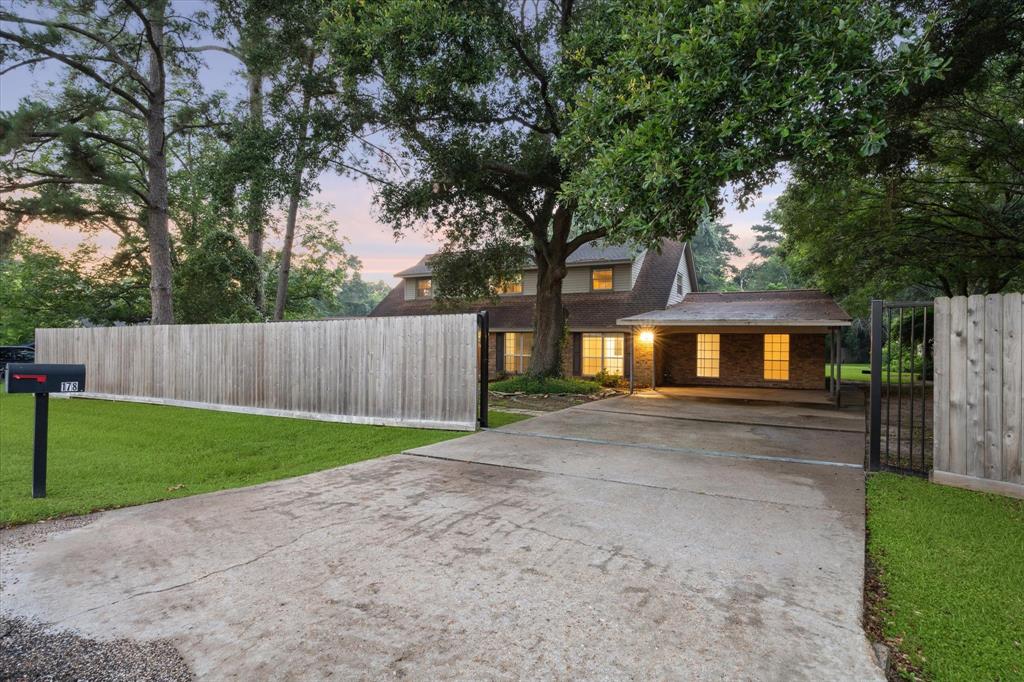 178 W County Road 136, Alvin, Texas image 5