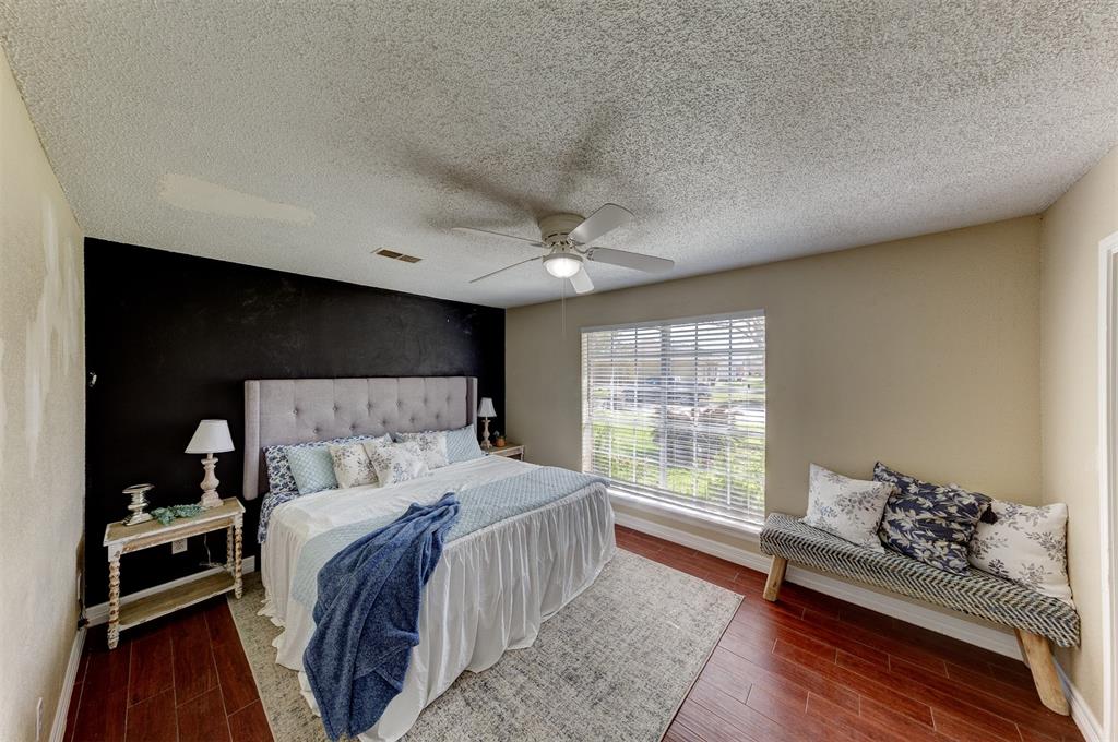 5509 Winding Brook Drive, Dickinson, Texas image 12