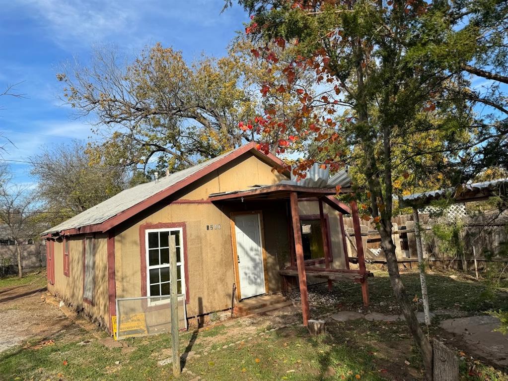 View Wichita Falls, TX 76306 house
