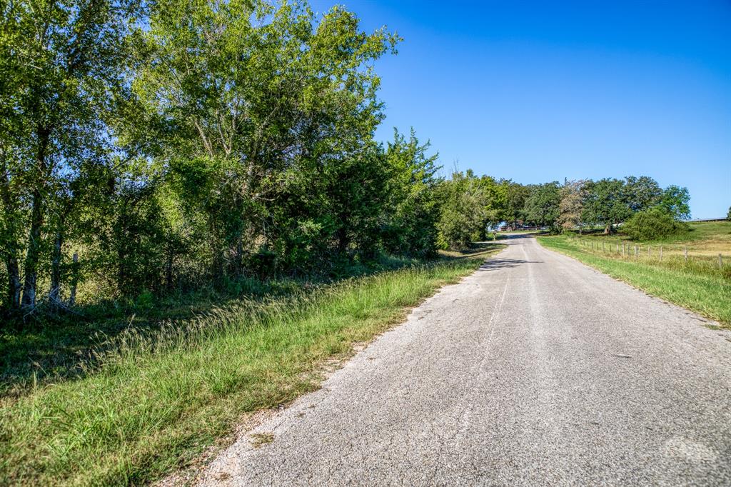 2725 Happy Hollow Road, Brenham, Texas image 6