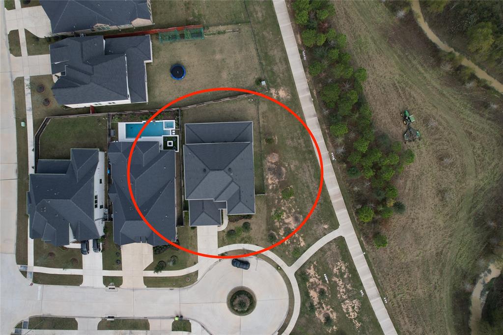 28806 Creekside Bend Drive, Fulshear, Texas image 3