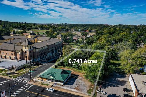 1532 Sam Houston Avenue Huntsville TX 77340