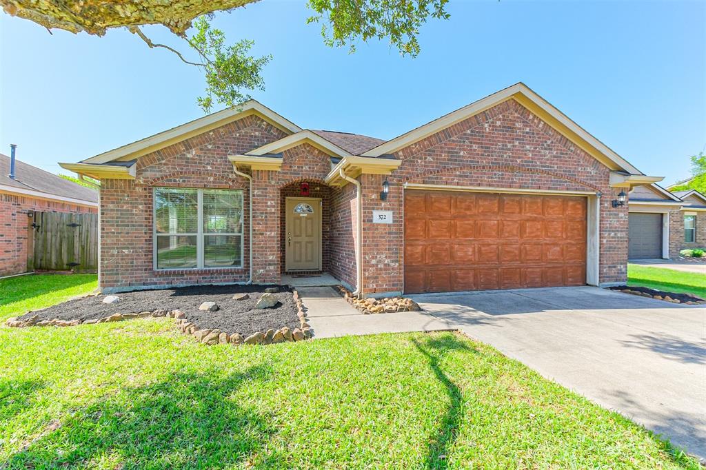 372 Henry Street, Alvin, Texas image 3