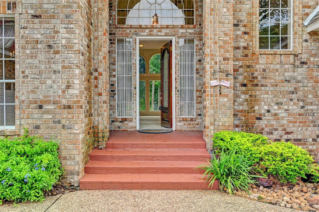 3134 Lake Island Drive