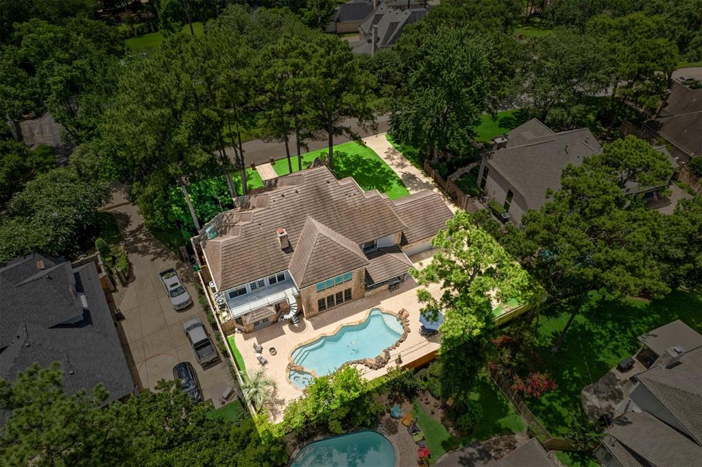 9410 Windrush Drive, Spring, Texas image 42