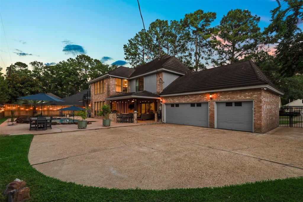 9410 Windrush Drive, Spring, Texas image 38