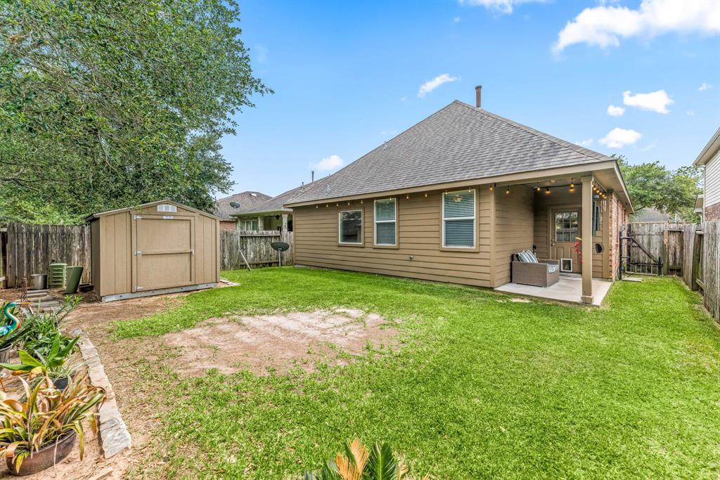 6311 Guilford Glen Lane, Katy, Texas image 22