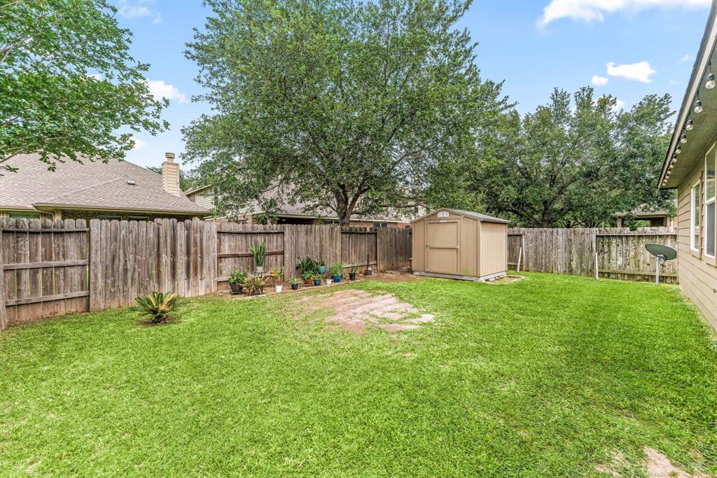 6311 Guilford Glen Lane, Katy, Texas image 23