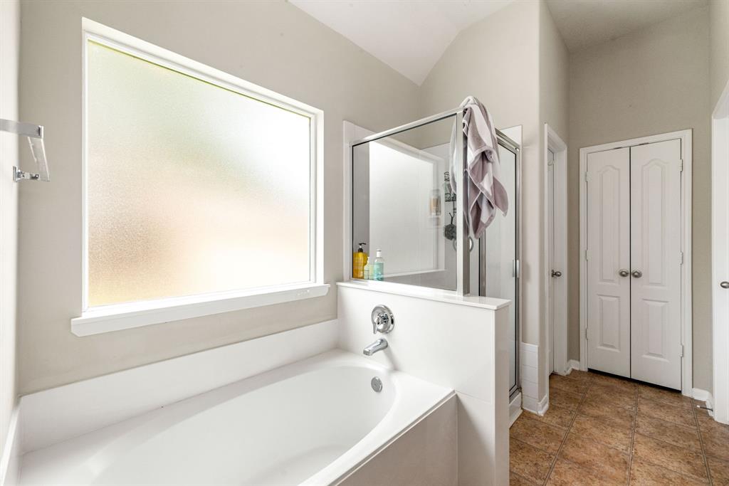 6311 Guilford Glen Lane, Katy, Texas image 15