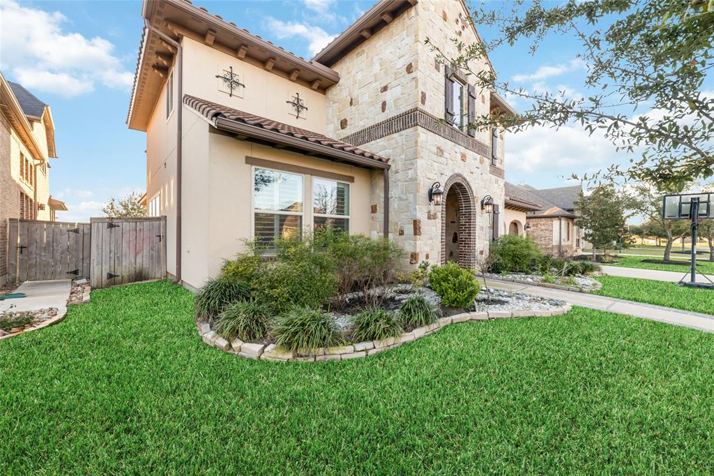 20615 Behrens Pass Lane, Cypress, Texas image 4