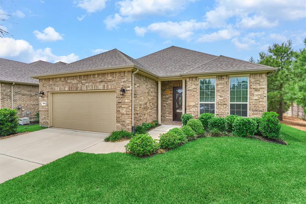 224 Spotted Saddle Court