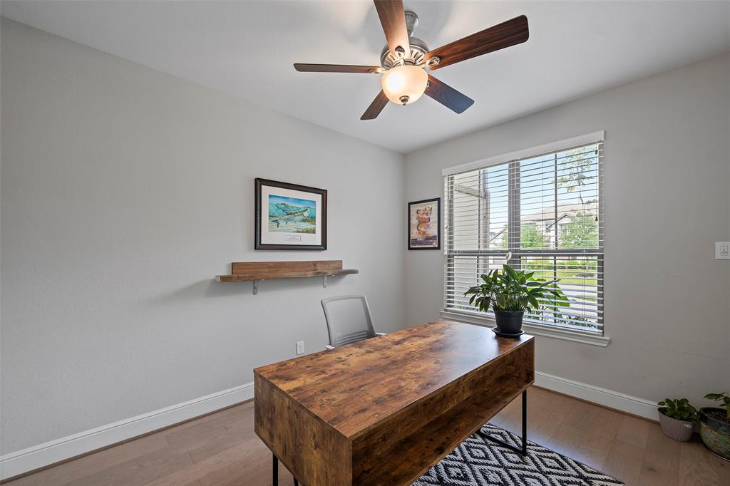 13427 Wedgewood Thicket Way, Cypress, Texas image 3