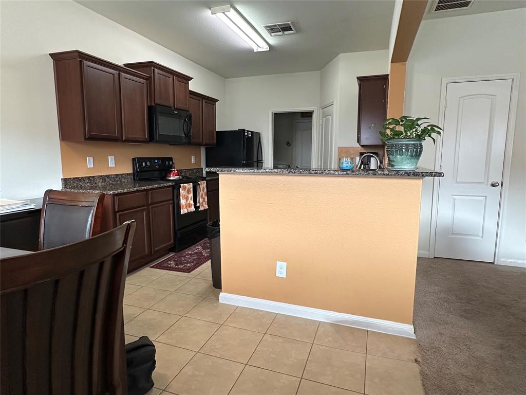 9722 Montana Sapphire Lane, Iowa Colony, Texas image 4