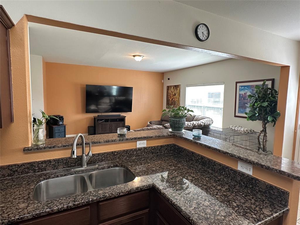 9722 Montana Sapphire Lane, Iowa Colony, Texas image 3